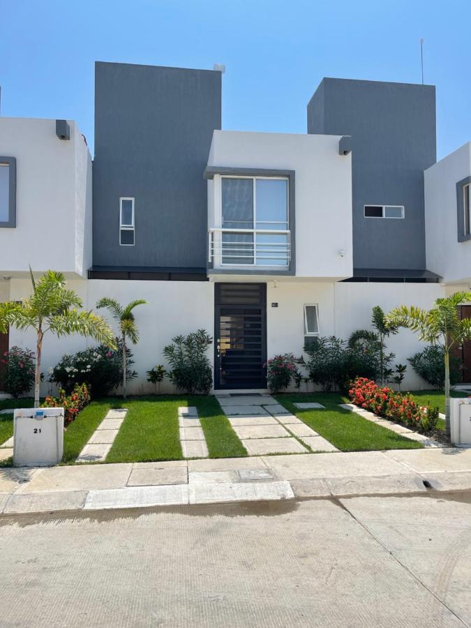 Casa Comoda Con Piscina Наранхо Экстерьер фото